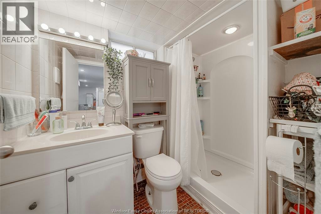 UPPER-1215 Chappell, Windsor, ON, N9C 3C8 - 14