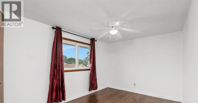 UPPER-9597 Avery Lane, Windsor, ON, N8R 2C1 - 18