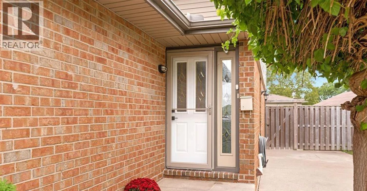 UPPER-9597 Avery Lane, Windsor, ON, N8R 2C1 - 3