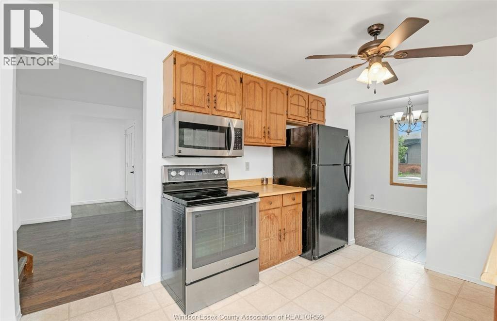 UPPER-9597 Avery Lane, Windsor, ON, N8R 2C1 - 14