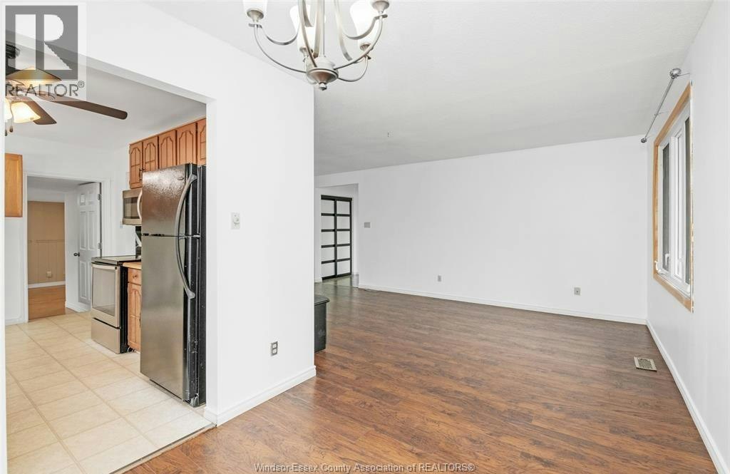 UPPER-9597 Avery Lane, Windsor, ON, N8R 2C1 - 15