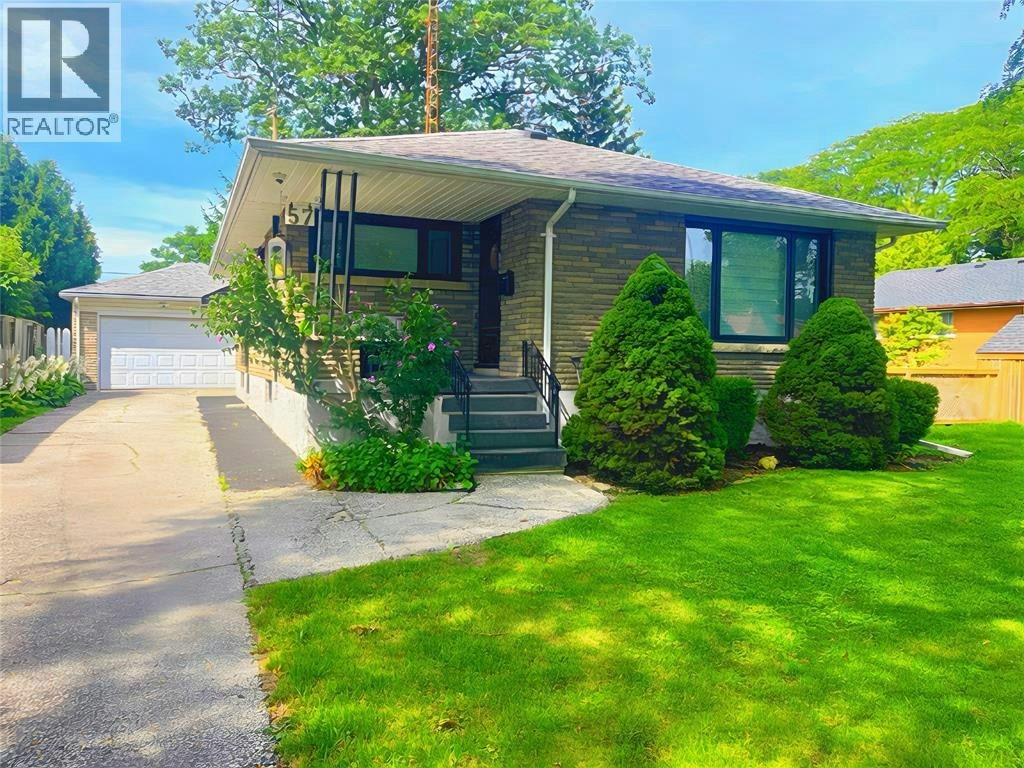57 Vimy Crescent, Sarnia, ON, N7S 1J7