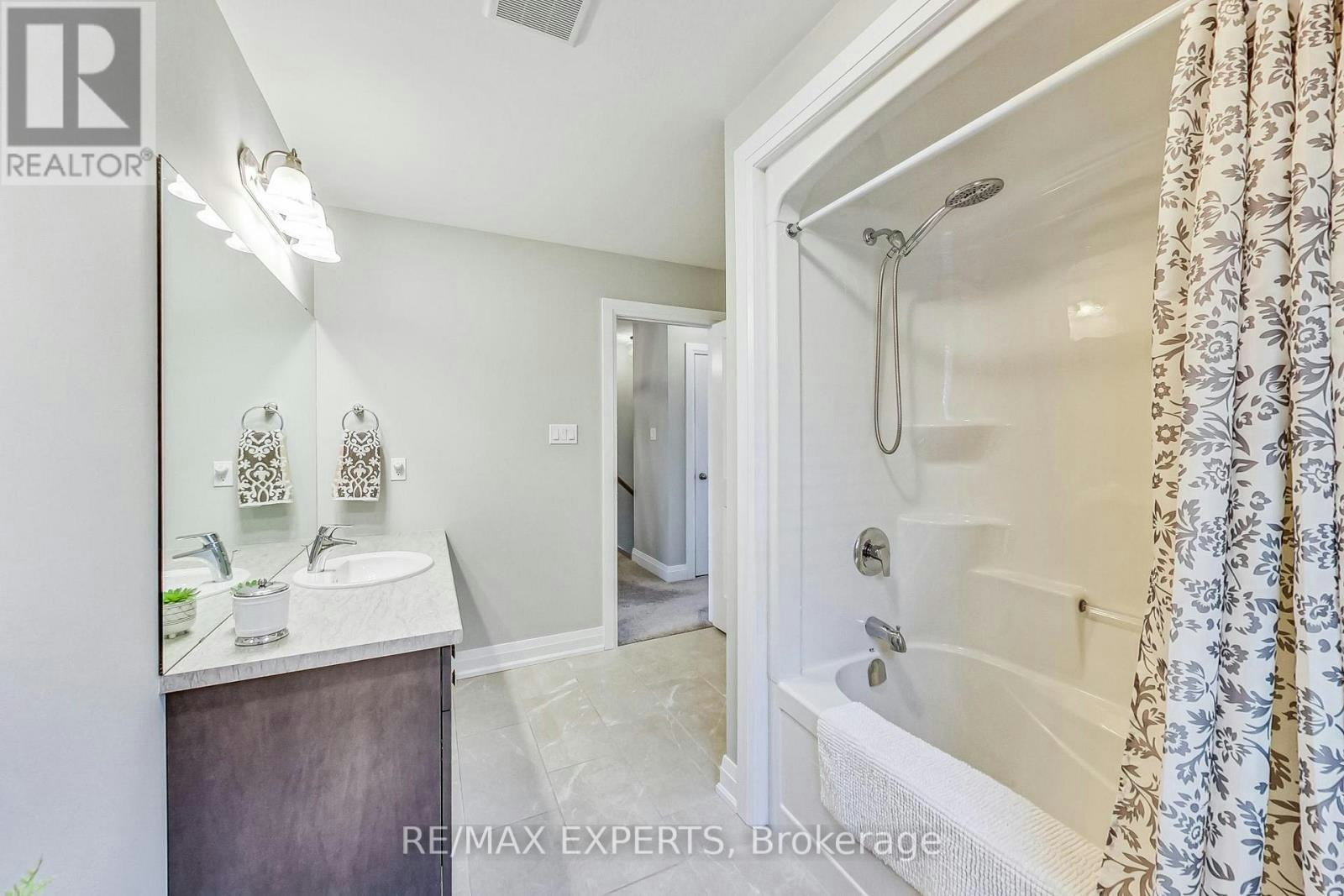 4 George Zubek Drive, Collingwood, ON, L9Y 1M5 - 33