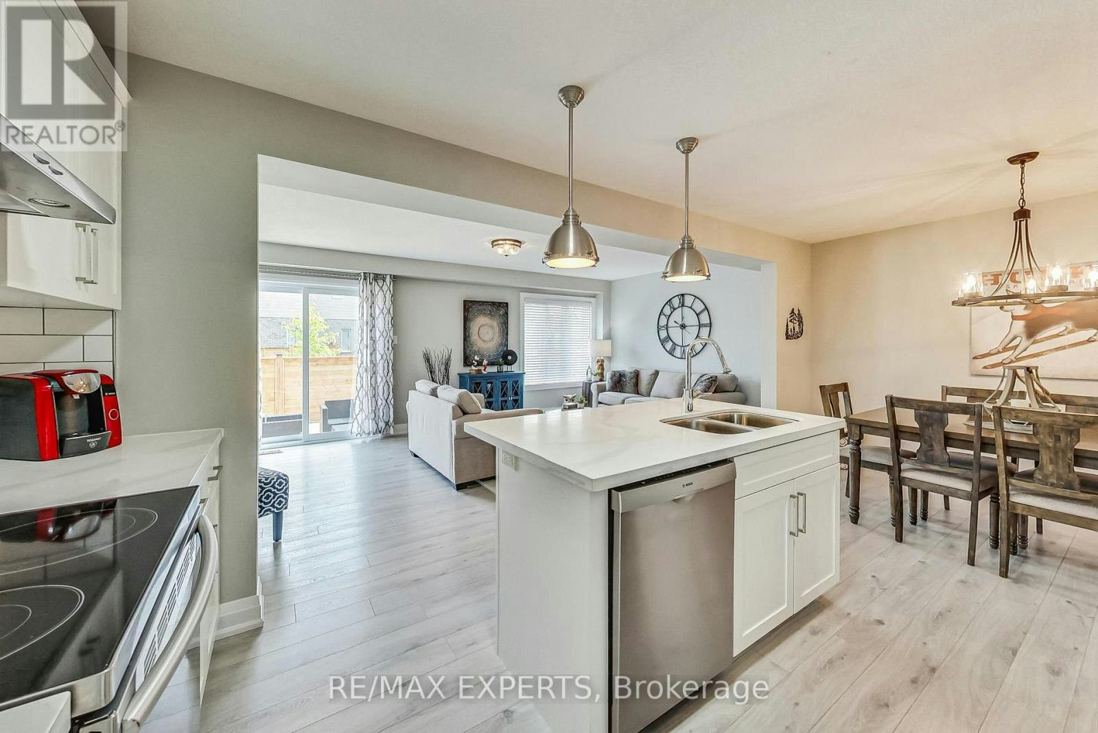 4 George Zubek Drive, Collingwood, ON, L9Y 1M5 - 16