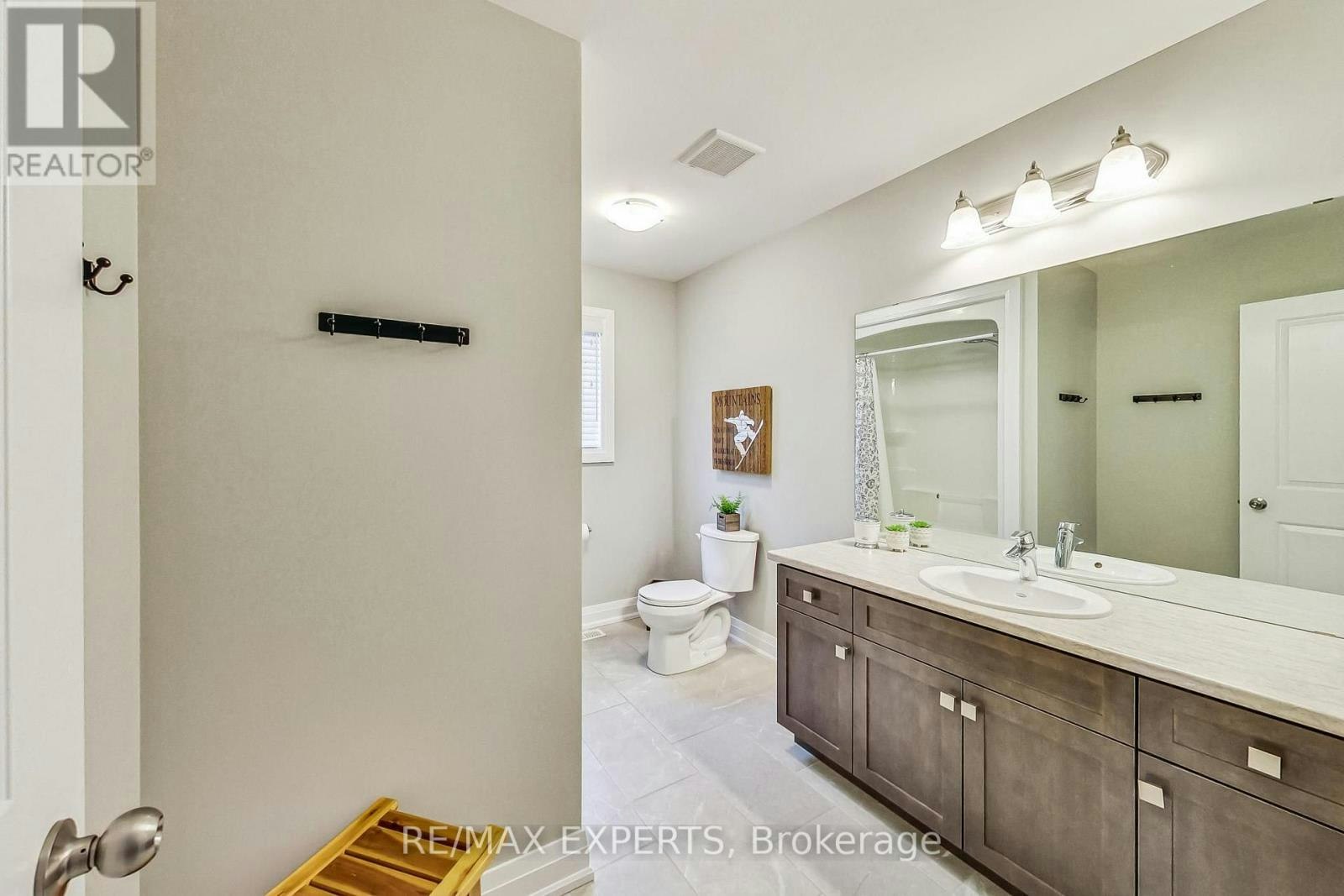 4 George Zubek Drive, Collingwood, ON, L9Y 1M5 - 32
