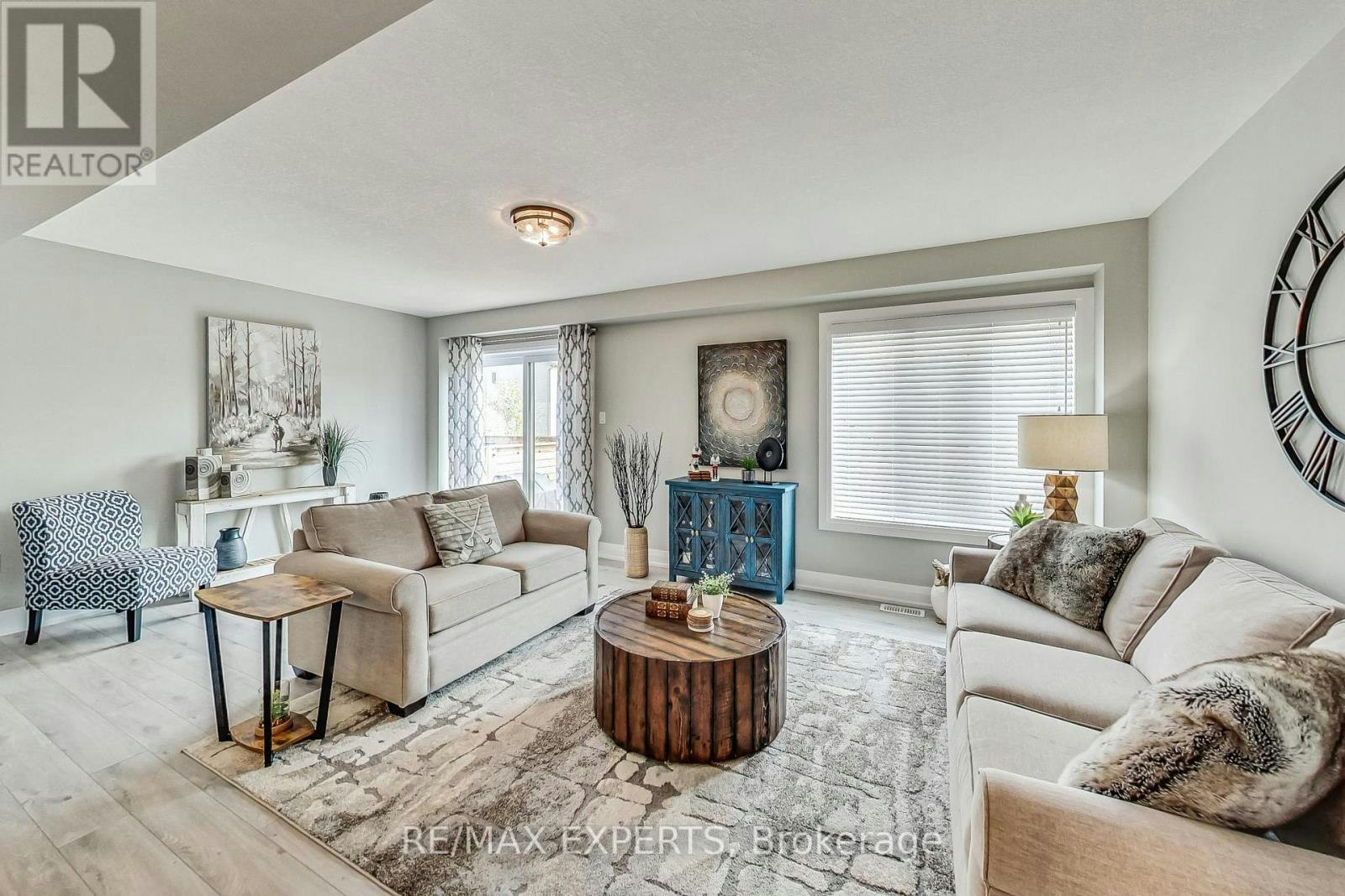 4 George Zubek Drive, Collingwood, ON, L9Y 1M5 - 8