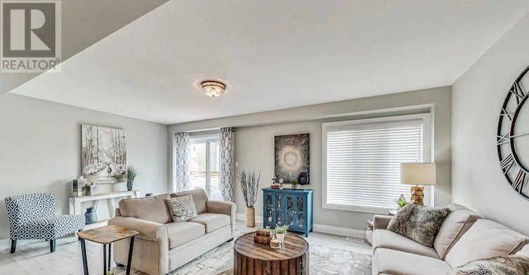 4 George Zubek Drive, Collingwood, ON, L9Y 1M5 - 8