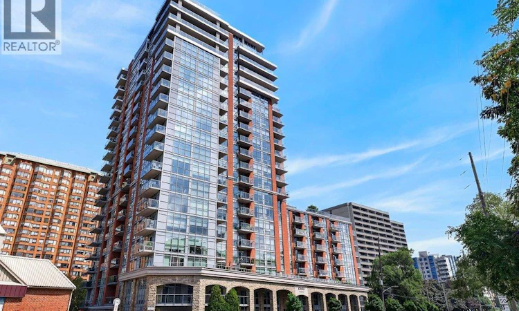 612-551 Maple Avenue