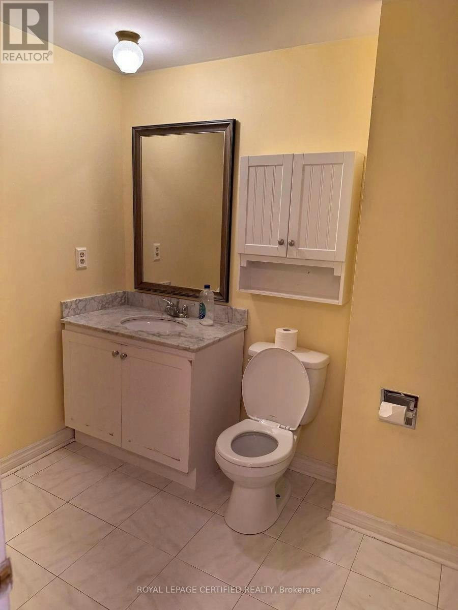 MAIN-210 Ecclestone Drive, Brampton, ON, L6X 3R1 - 4