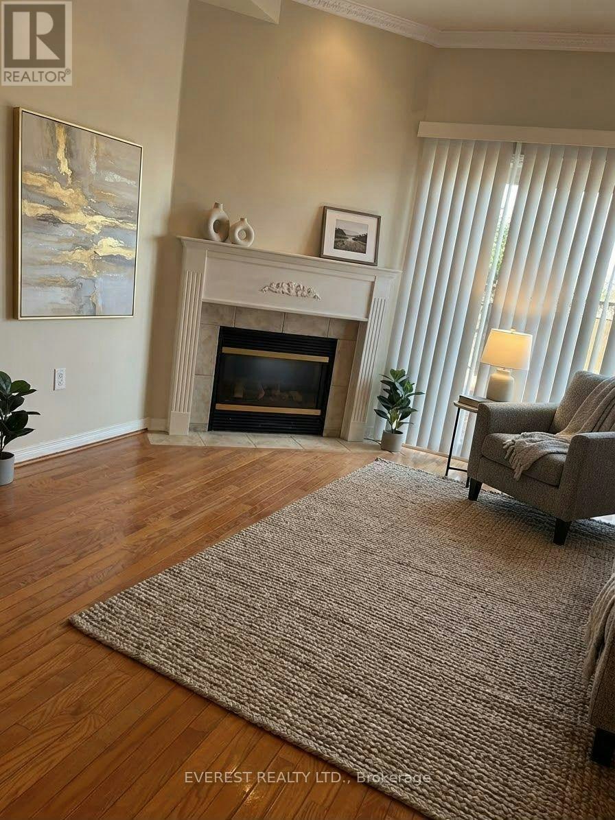 6479 Valiant Heights, Mississauga, ON, L5W 1C9 - 3
