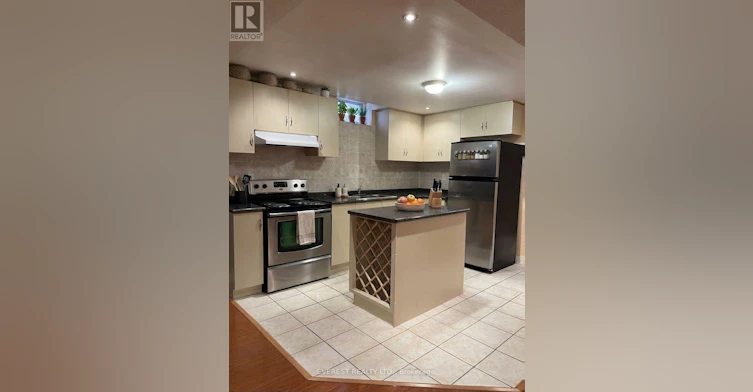 6479 Valiant Heights, Mississauga, ON, L5W 1C9 - 8