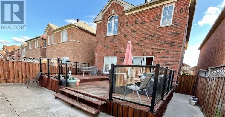 6479 Valiant Heights, Mississauga, ON, L5W 1C9 - 9