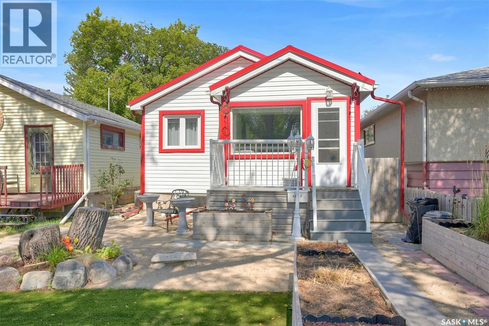 4604 Dewdney Avenue, Regina, SK, S4T 1B4