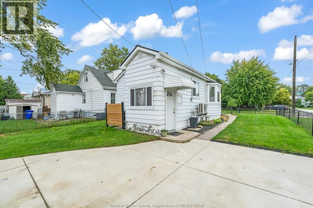 UPPER-2597 Alexis Road, Windsor, ON, N8W 3Z6 - 24