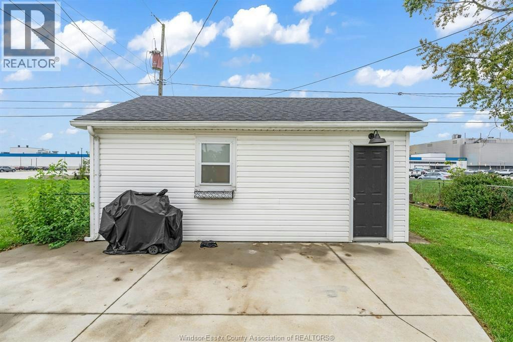 UPPER-2597 Alexis Road, Windsor, ON, N8W 3Z6 - 31