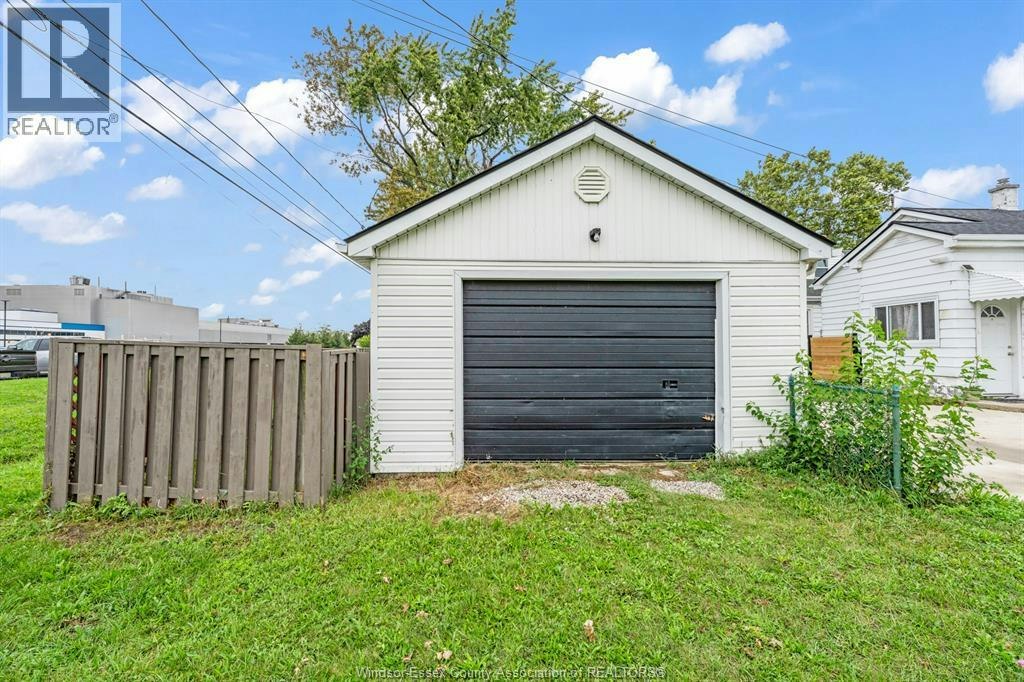 UPPER-2597 Alexis Road, Windsor, ON, N8W 3Z6 - 26