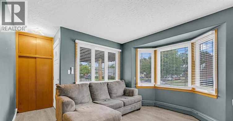 UPPER-2597 Alexis Road, Windsor, ON, N8W 3Z6 - 8