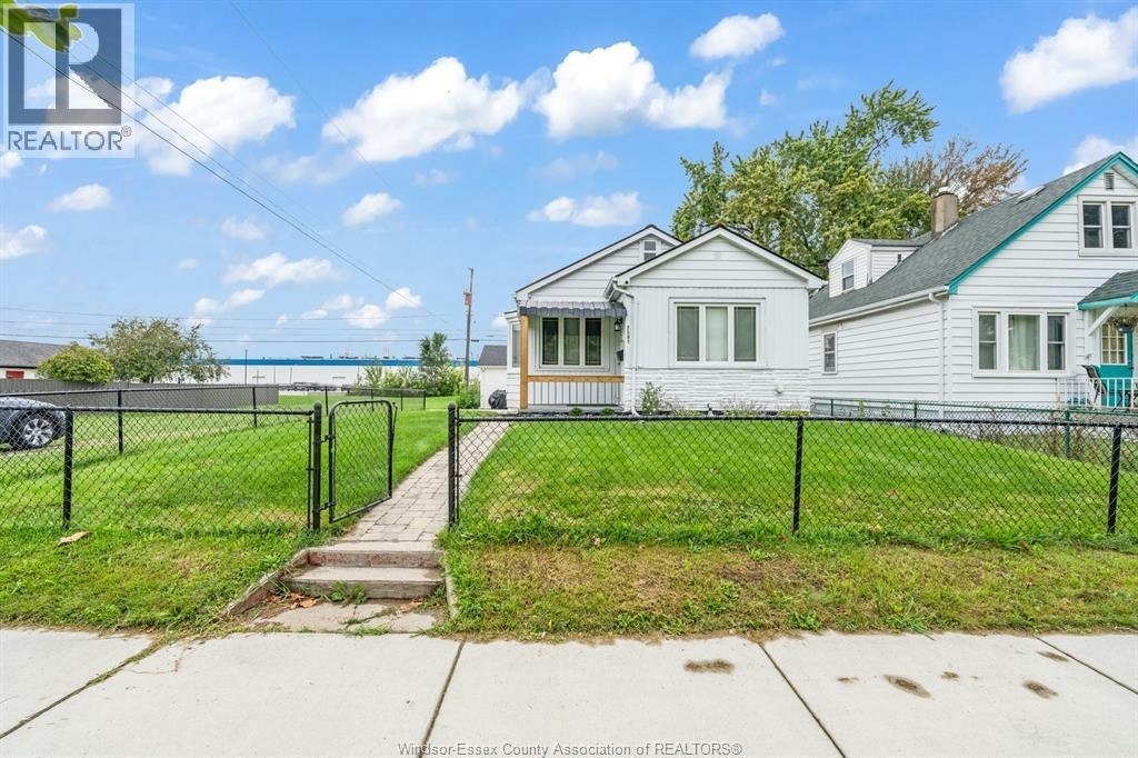UPPER-2597 Alexis Road, Windsor, ON, N8W 3Z6 - 4