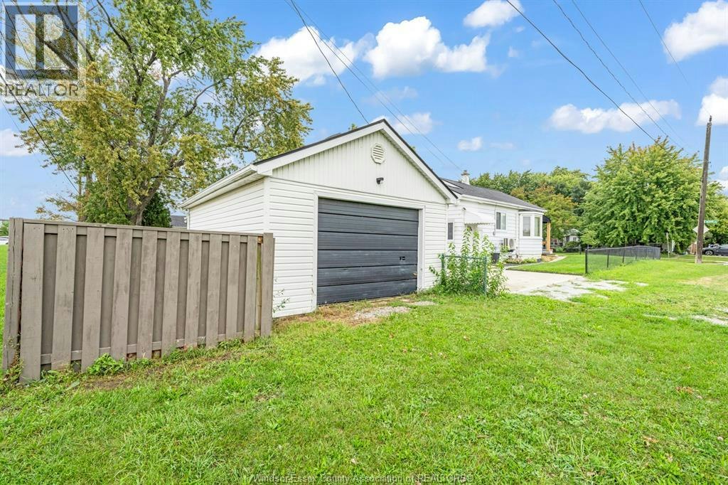 UPPER-2597 Alexis Road, Windsor, ON, N8W 3Z6 - 22