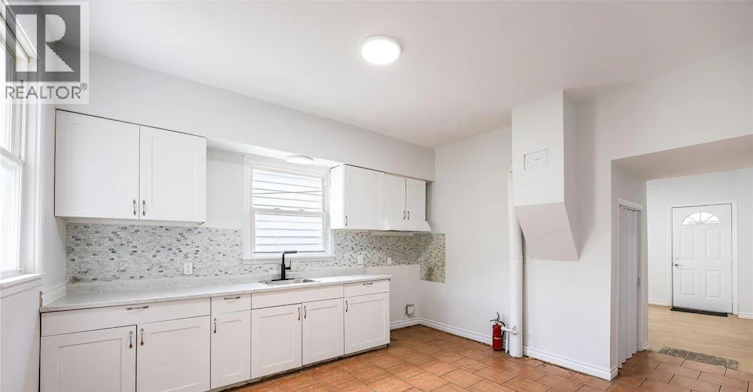 509 Bridge, Windsor, ON, N9B 2M3 - 8