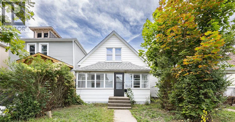 509 Bridge, Windsor, ON, N9B 2M3