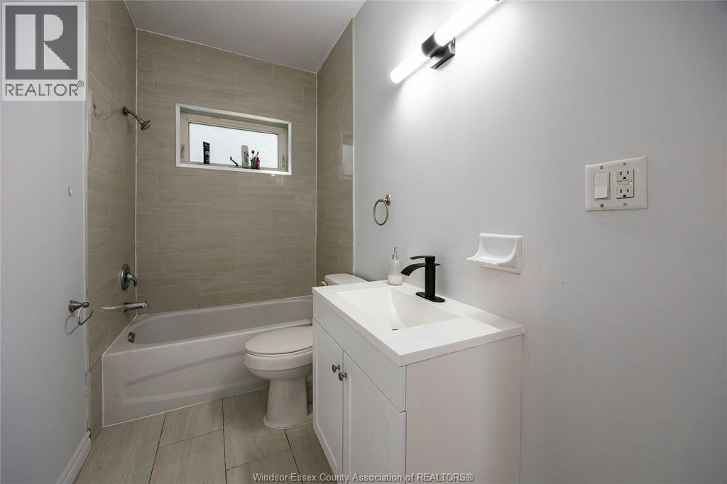 509 Bridge, Windsor, ON, N9B 2M3 - 9
