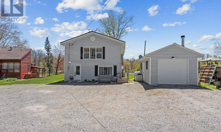 261 River Road E