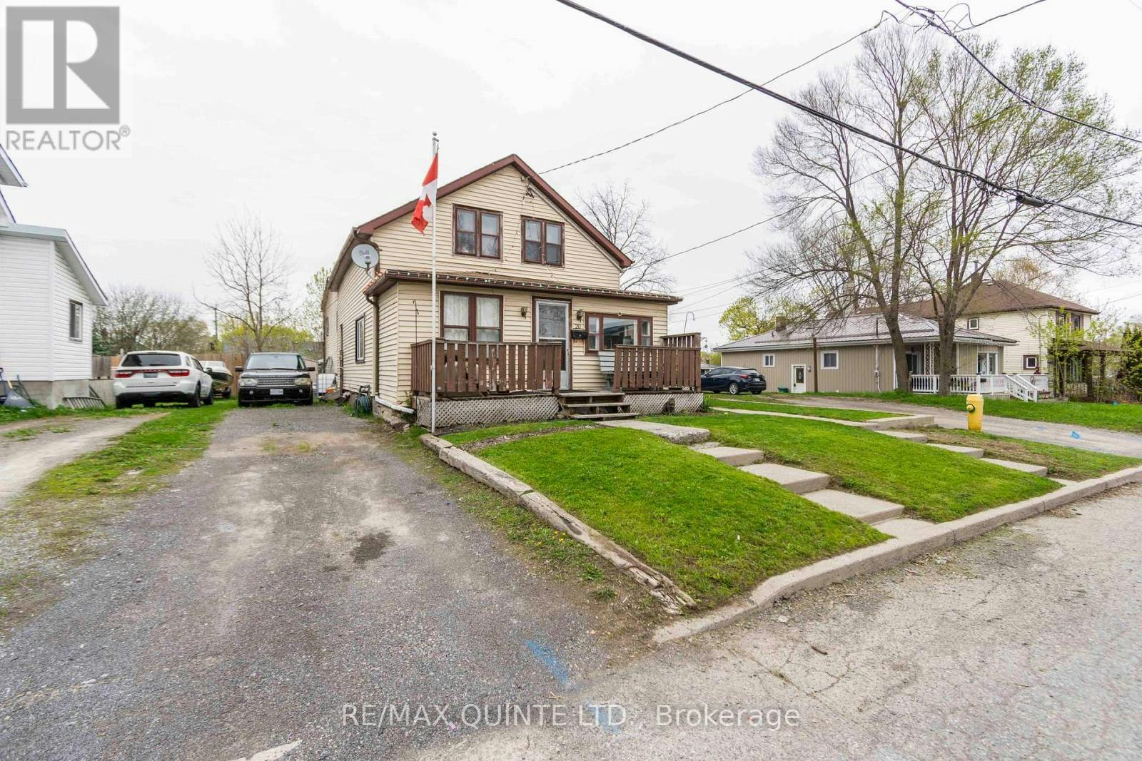 20 Mccann Street, Quinte West, ON, K8V 1W1