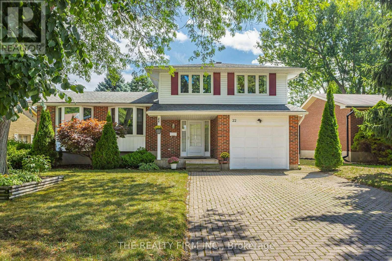 22 Milford Crescent, London, ON, N5X 1A8