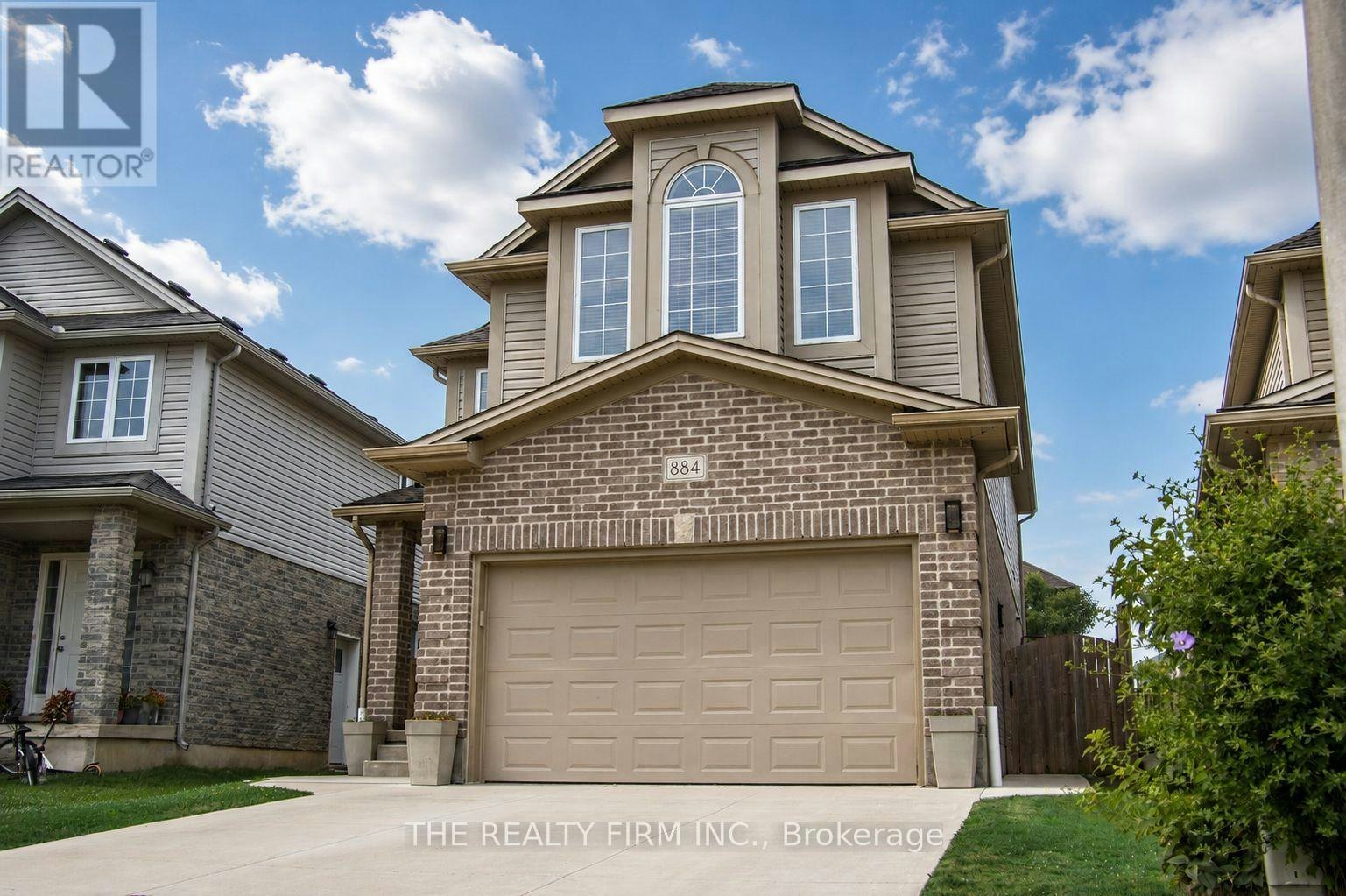 884 Reeves Avenue, London, ON, N6G 0G9