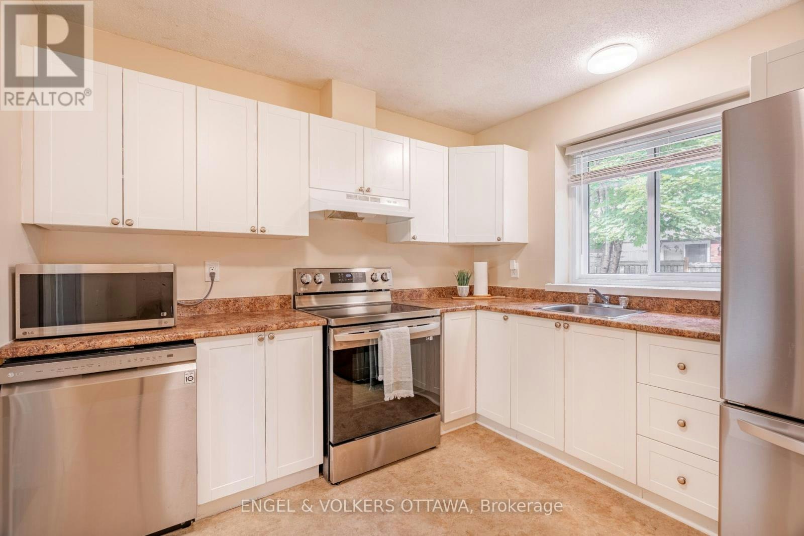 E-451 Moodie Drive, Ottawa, ON, K2H 8T6 - 7