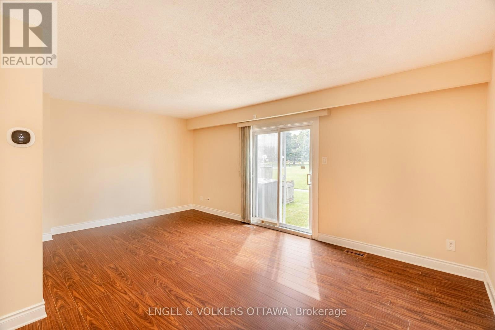 E-451 Moodie Drive, Ottawa, ON, K2H 8T6 - 8