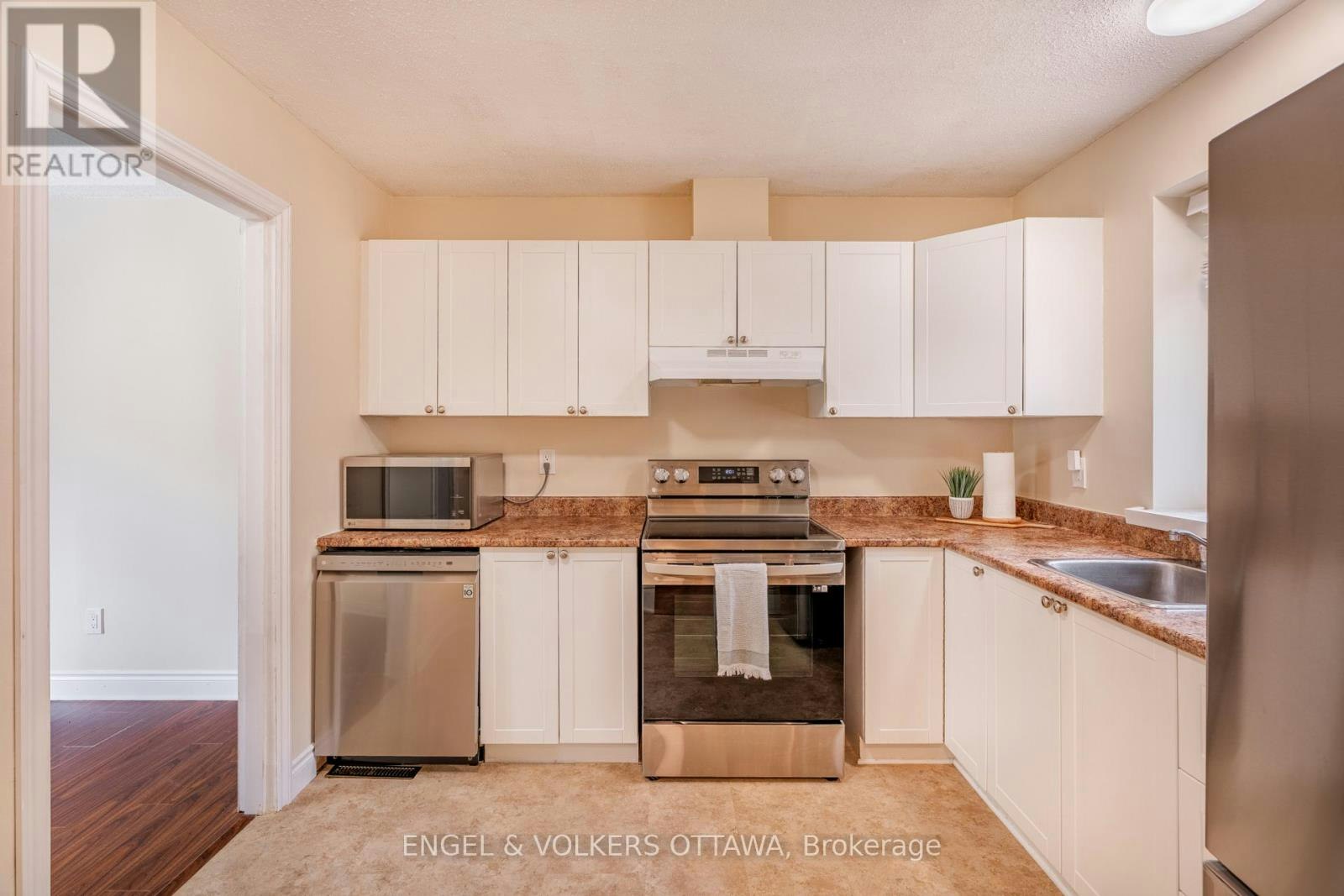 E-451 Moodie Drive, Ottawa, ON, K2H 8T6 - 4