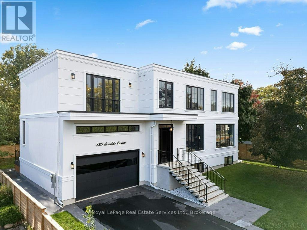 480 Scarsdale Crescent, Oakville, ON, L6L 3W7