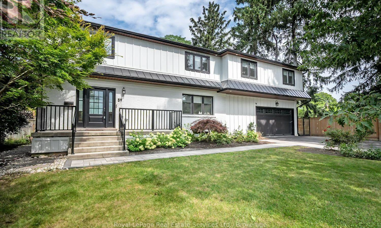 59 Fairwood Place E