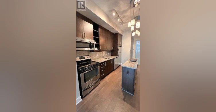 S825-112 George Street, Toronto, ON, M5A 2M5 - 14