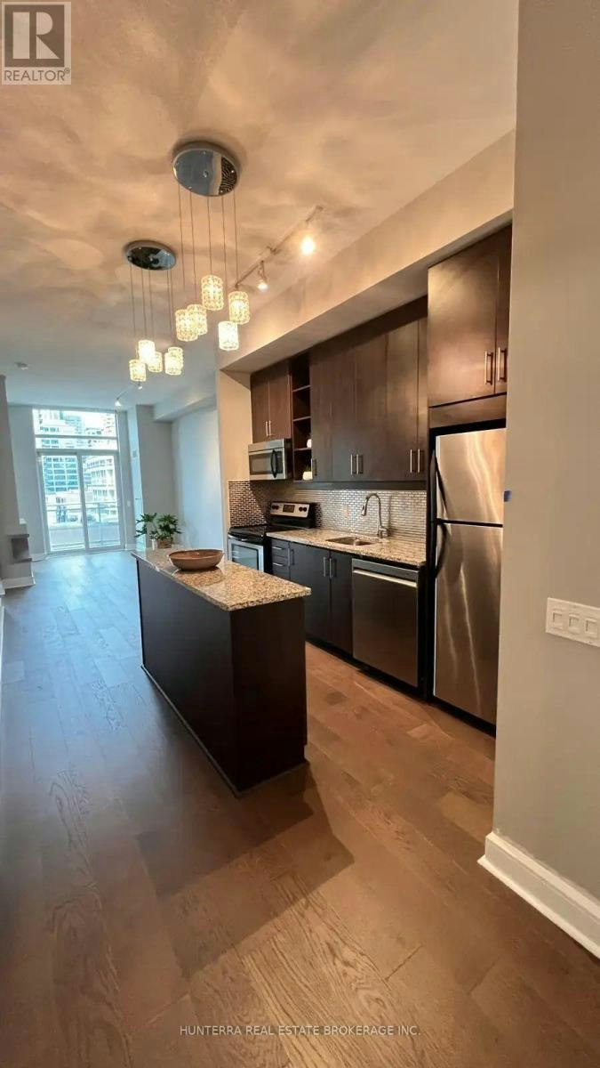 S825-112 George Street, Toronto, ON, M5A 2M5