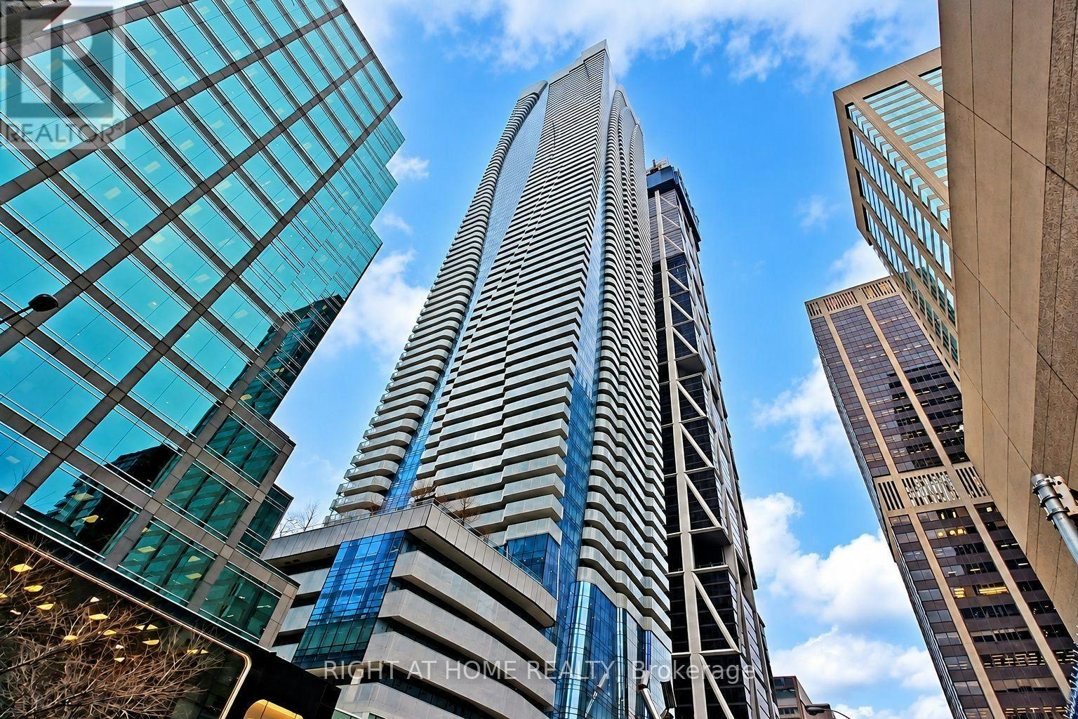 7304-1 Bloor East Street E, Toronto, ON, M4Y 2Z1