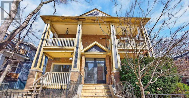 23 Fernwood Park Avenue, Toronto, ON, M4E 3E9