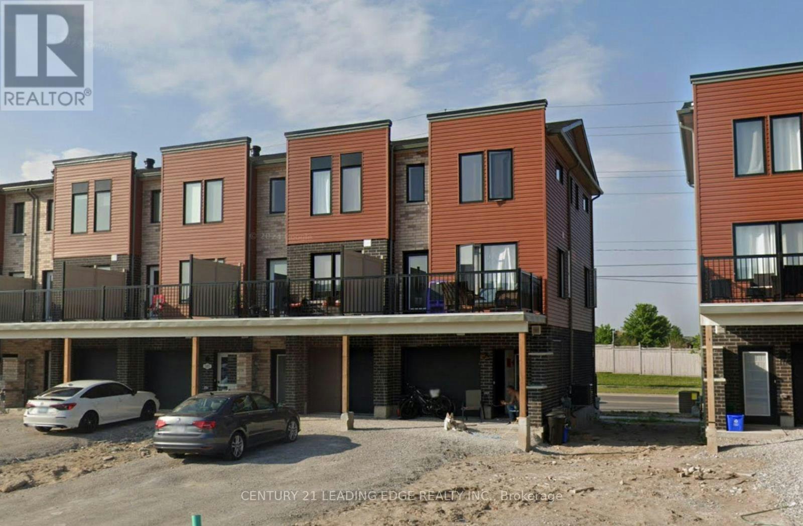 109 Fairlane Avenue S, Barrie, ON, L9J 0M5