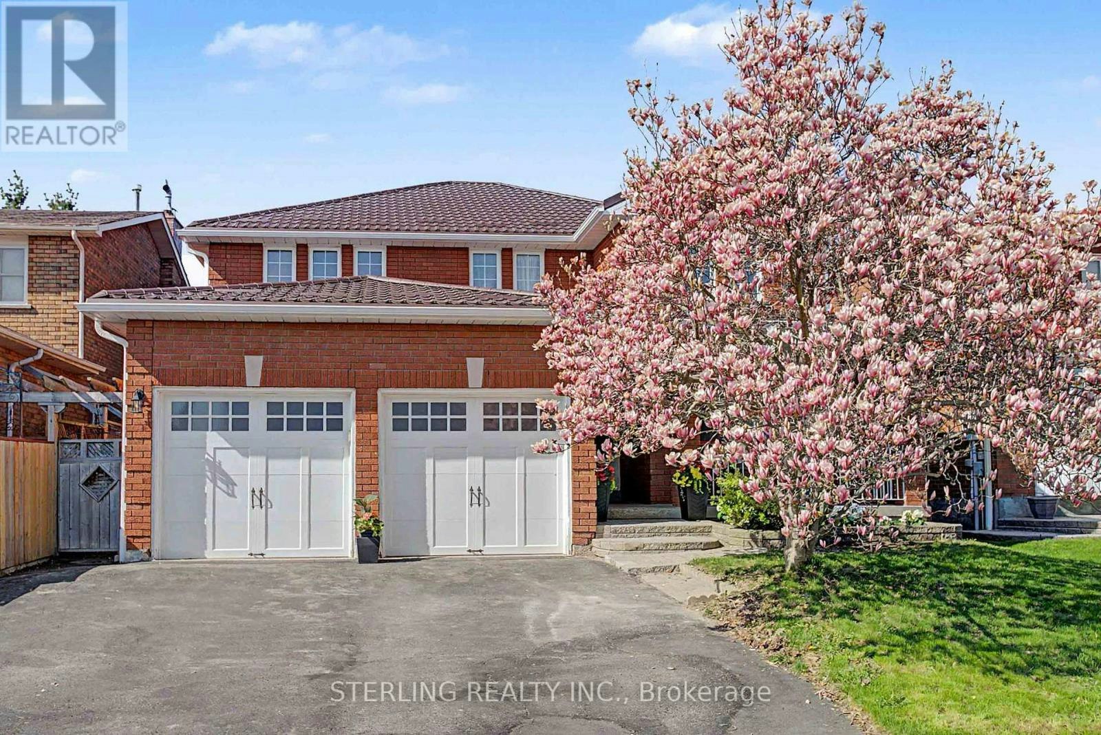 72 Sunforest Drive, Brampton, ON, L6Z 3Z5