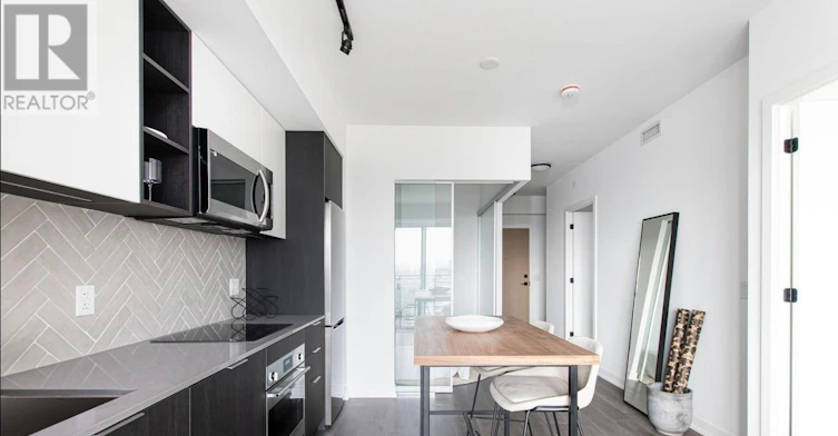 512-36 Zorra Street, Toronto, ON, M8Z 0G5 - 3
