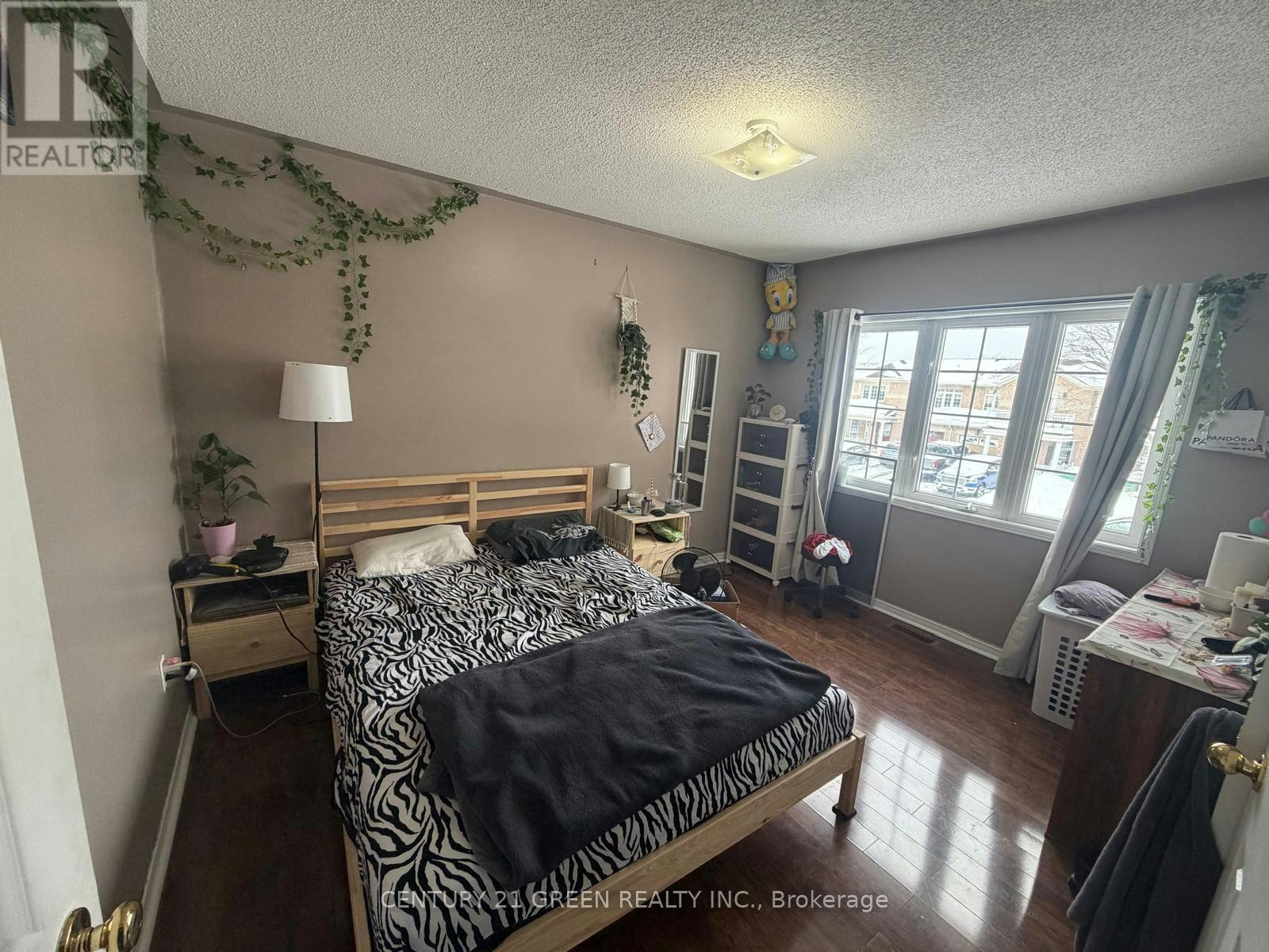 MAIN & 2ND LEVEL-68 Seaside Circle, Brampton, ON, L6R 2G8 - 12