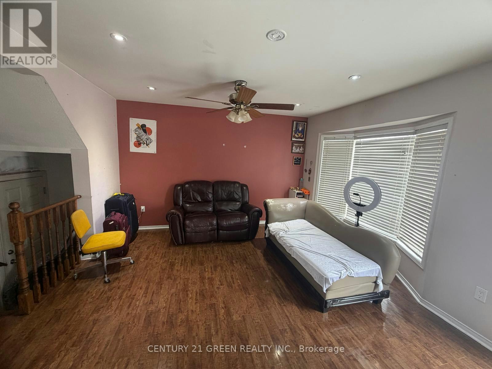 MAIN & 2ND LEVEL-68 Seaside Circle, Brampton, ON, L6R 2G8 - 4