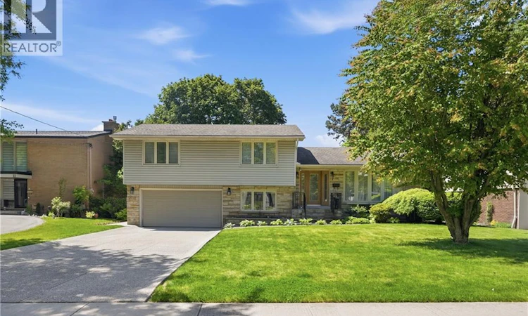 7 Braemar Place