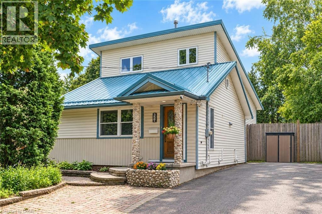 35 Perth Road, Kitchener, ON, N2M 3G6