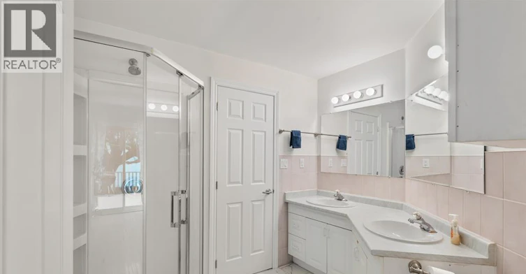 A-5530 St. Clair, Lakeshore, ON, N0R 1N0 - 24
