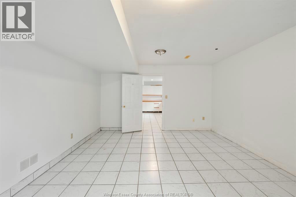 A-5530 St. Clair, Lakeshore, ON, N0R 1N0 - 35