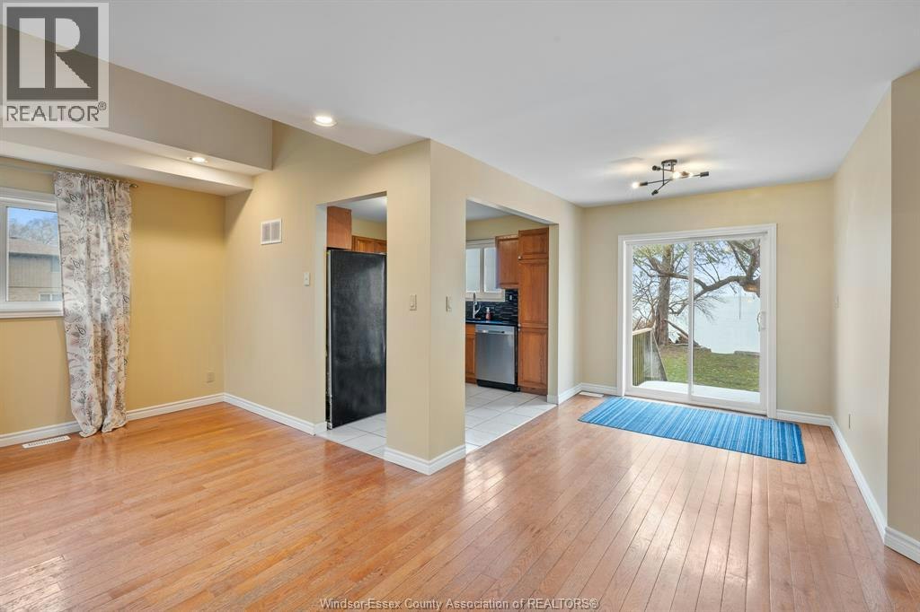 A-5530 St. Clair, Lakeshore, ON, N0R 1N0 - 7