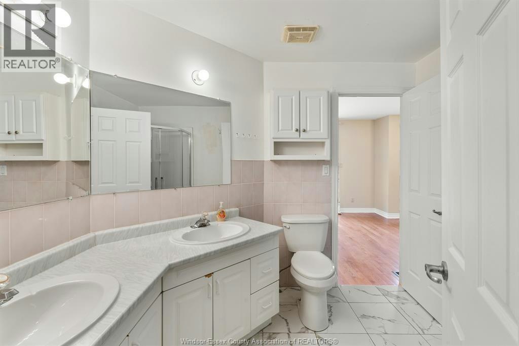 A-5530 St. Clair, Lakeshore, ON, N0R 1N0 - 23